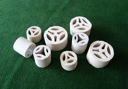 ceramic random packing for ethylene oxide purification